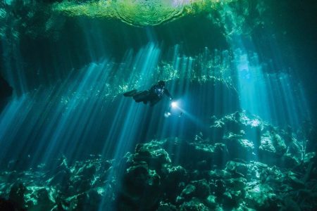 DIVING WITH CERTIFICATE (2 dives)