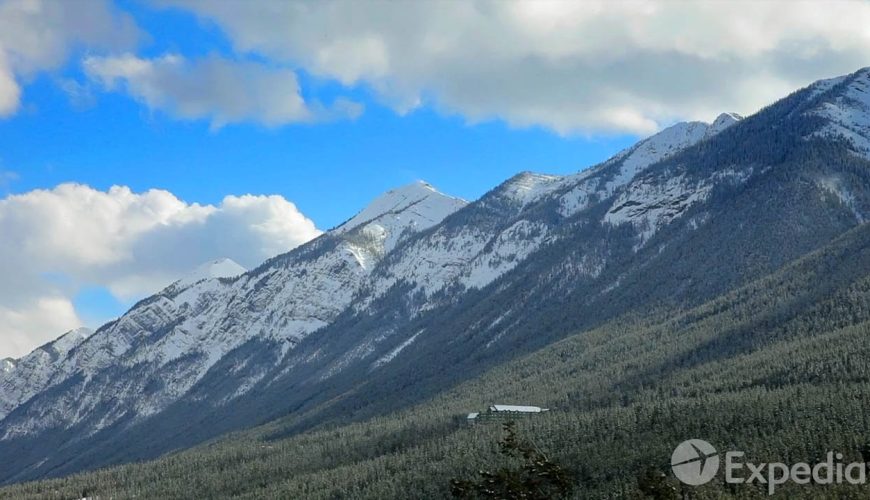 Banff National Park Vacation Travel Guide | Expedia